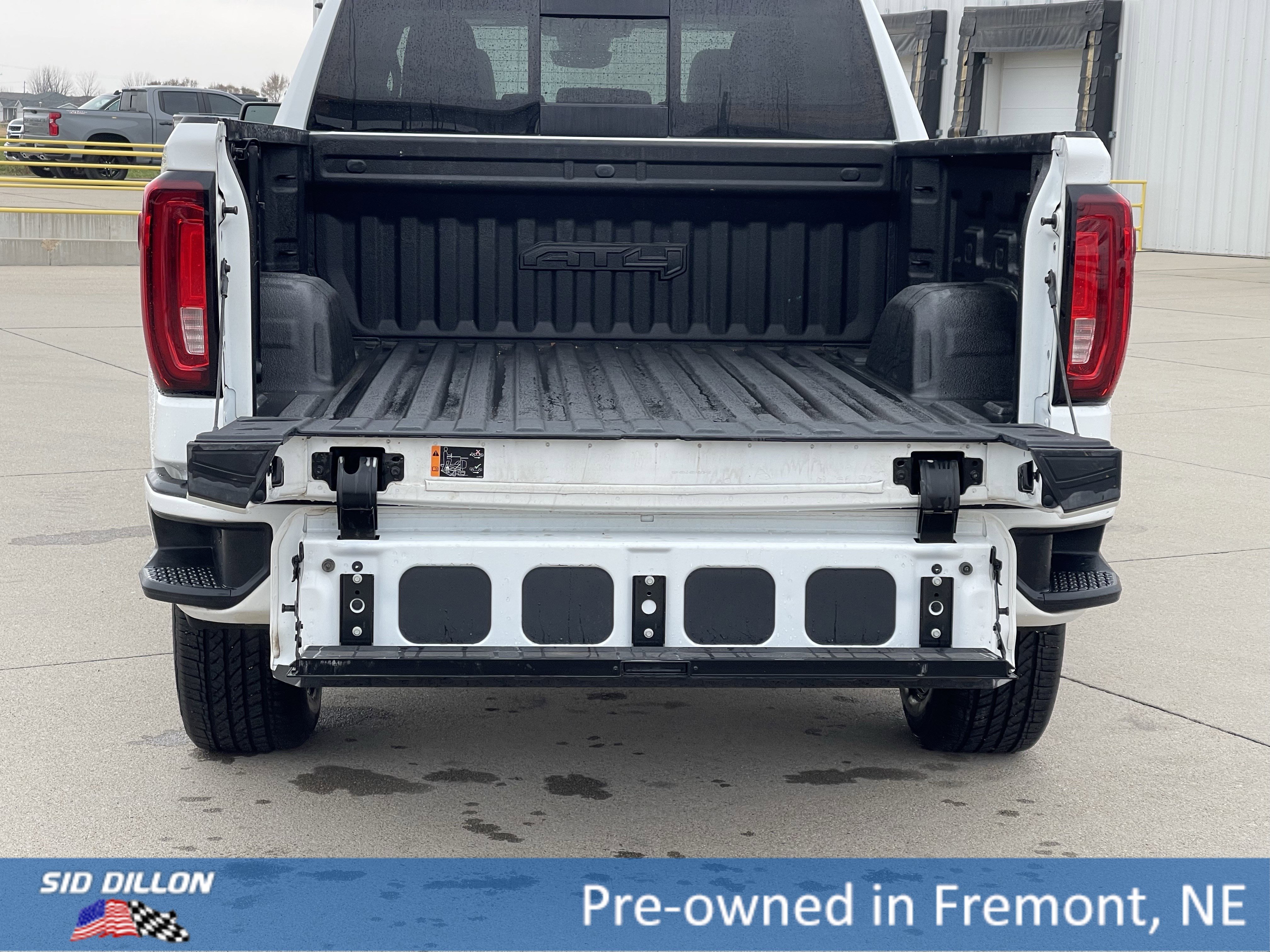 Used 2024 GMC Sierra 1500 AT4 w/ Technology Package image 15