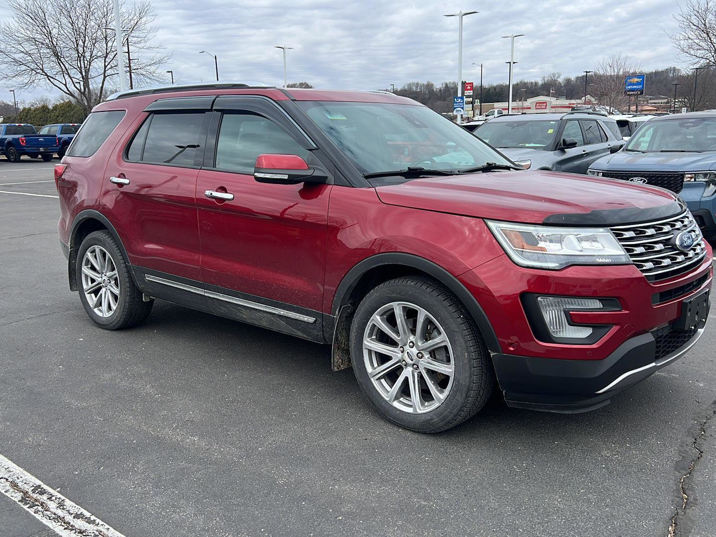 Used 2017 Ford Explorer Limited w/ Equipment Group 303A image 2