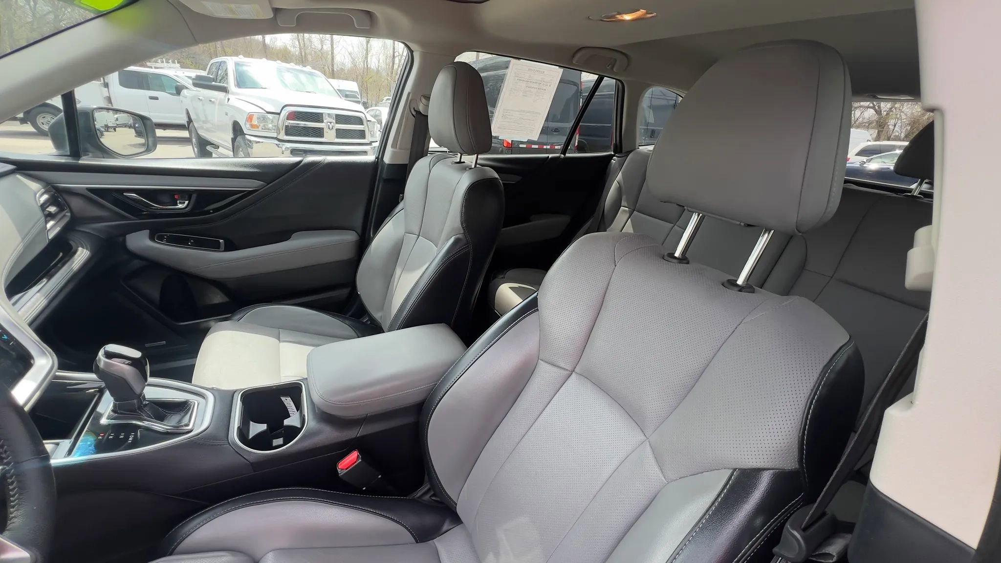 Used 2020 Subaru Outback Limited image 19