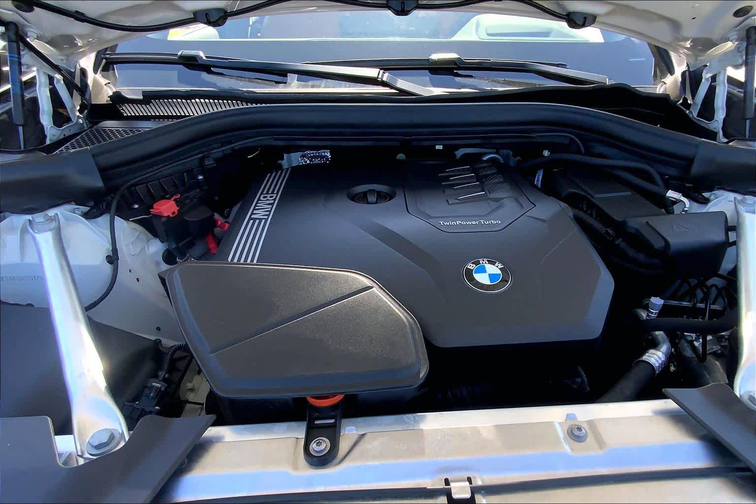 Used 2025 BMW X4 xDrive30i image 31