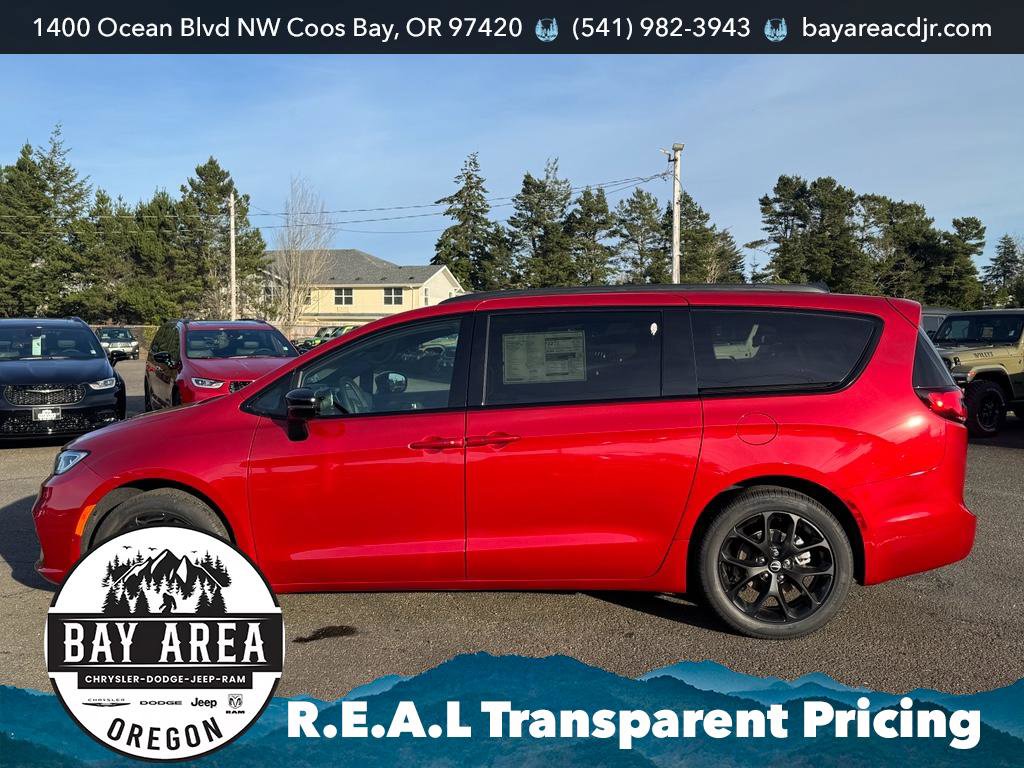 New 2026 Chrysler Pacifica Select w/ S Appearance Package FWD image 8