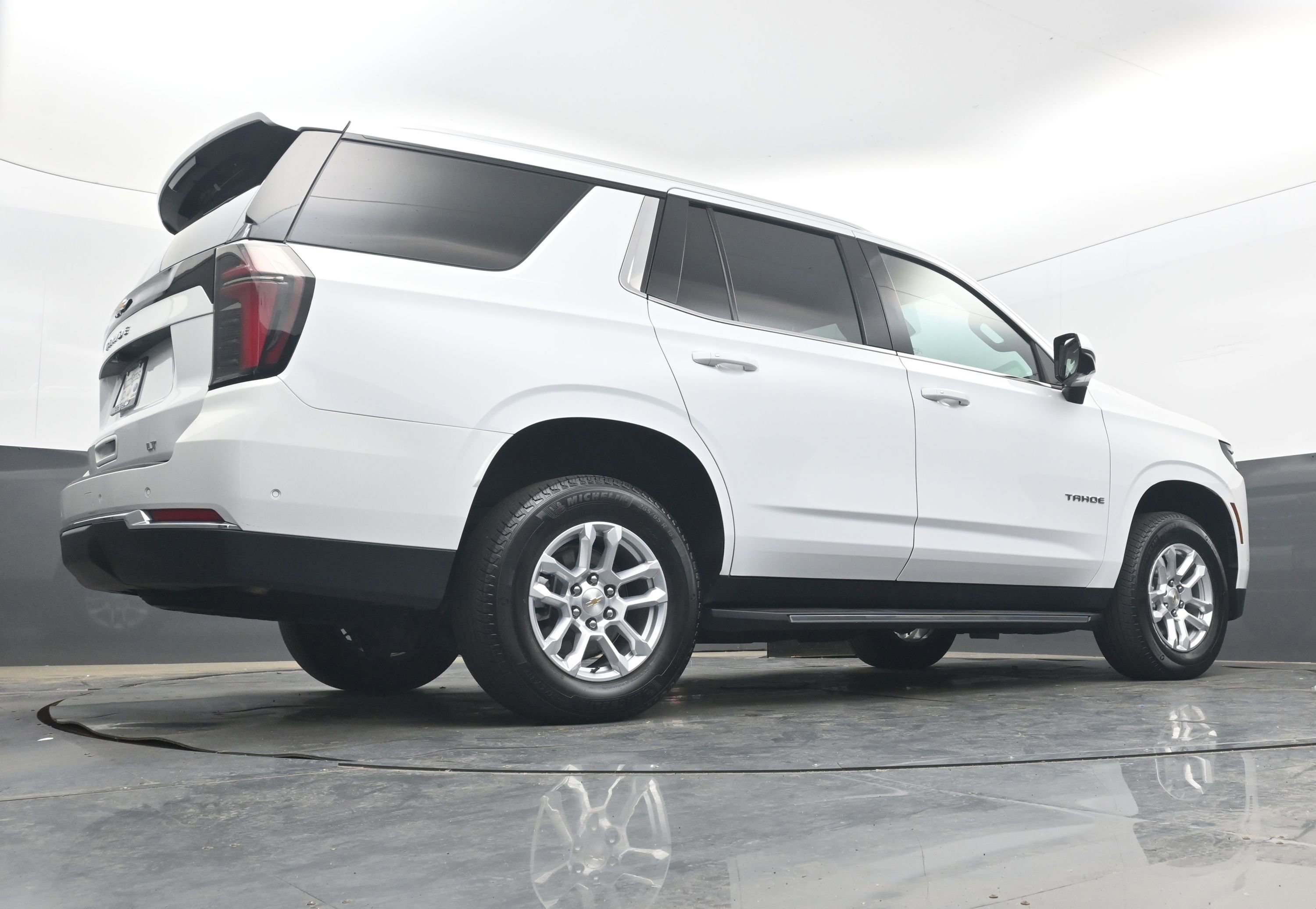 Certified 2025 Chevrolet Tahoe LT AWD/4WD image 29