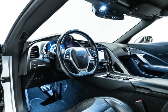 Used 2019 Chevrolet Corvette Stingray Coupe RWD image 23
