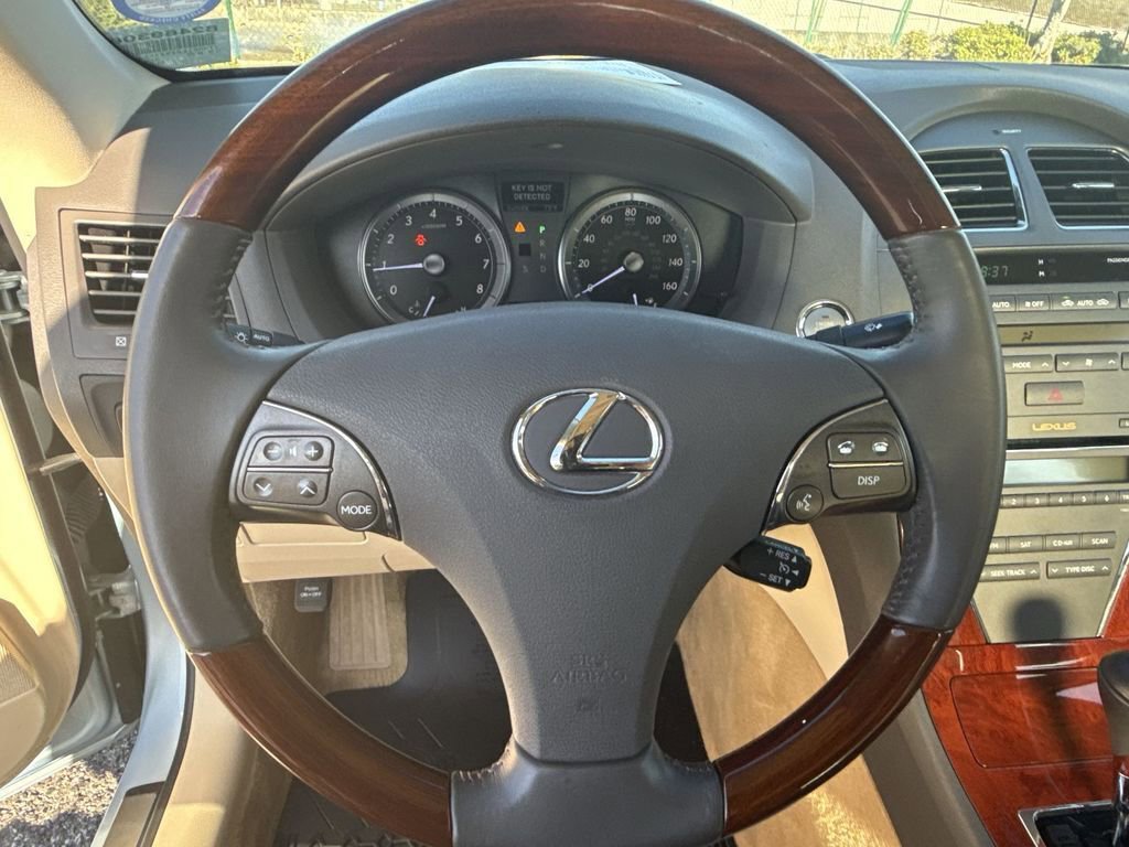 Used 2011 Lexus ES 350 image 11