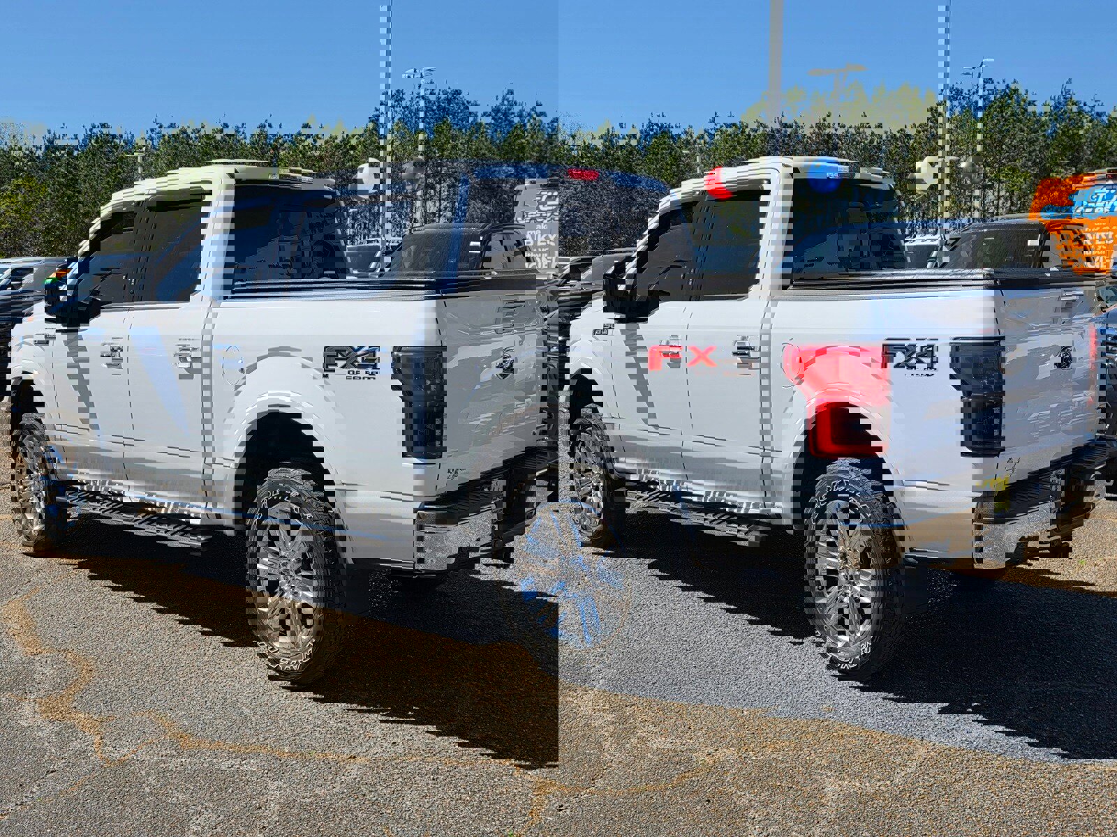 Used 2018 Ford F150 Lariat w/ Equipment Group 502A Luxury image 2