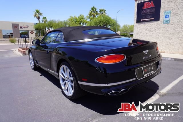 Used 2022 Bentley Continental GT image 29