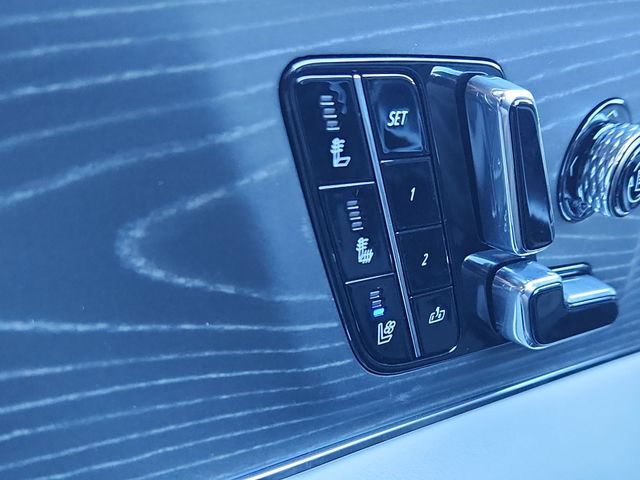 New 2026 Cadillac Lyriq Premium Sport AWD/4WD image 28