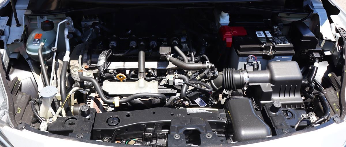 Used 2021 Nissan Versa SV FWD image 55