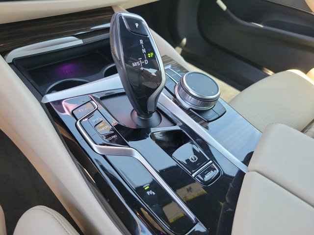 Used 2023 BMW 530i RWD image 13