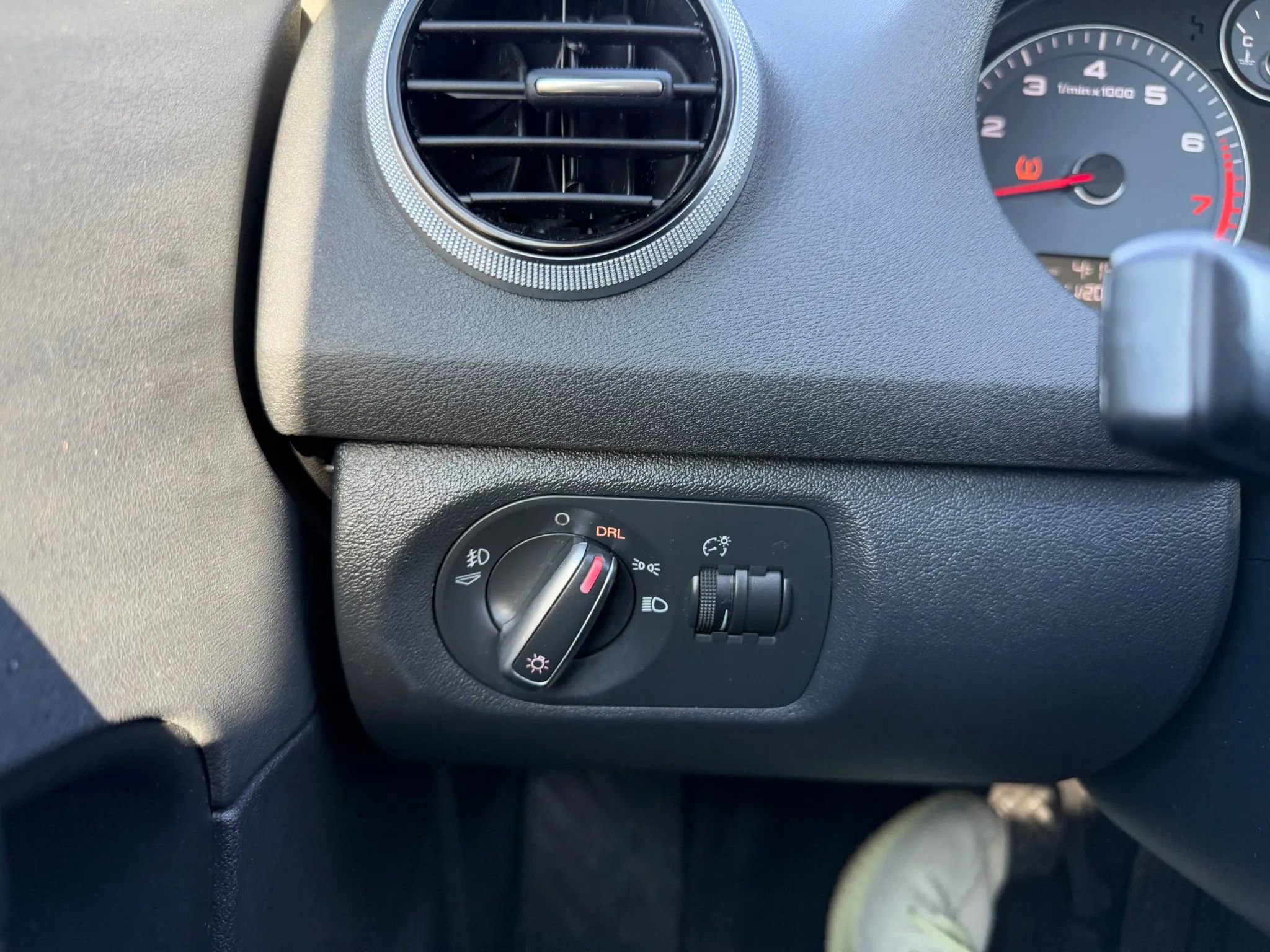 Used 2011 Audi A3 2.0T Premium Plus image 25