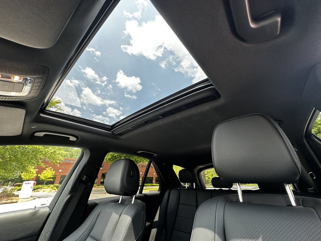 Certified 2025 Mercedes-Benz GLE 350 4MATIC image 33