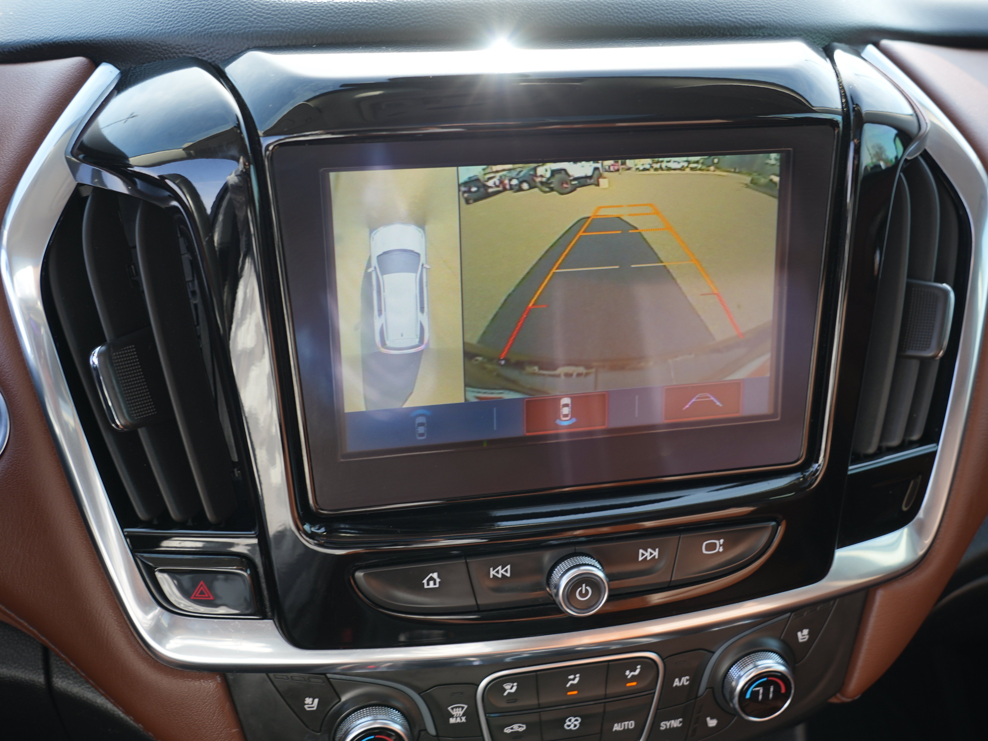 Used 2019 Chevrolet Traverse High Country AWD/4WD image 33