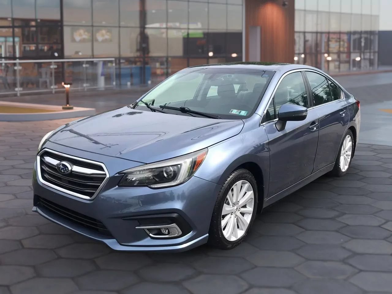 Used 2018 Subaru Legacy 2.5i Limited AWD/4WD image 6