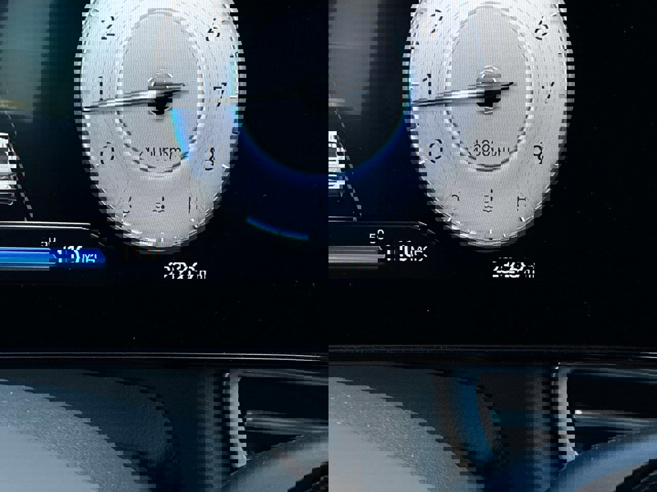 Used 2025 Hyundai Elantra SEL image 41