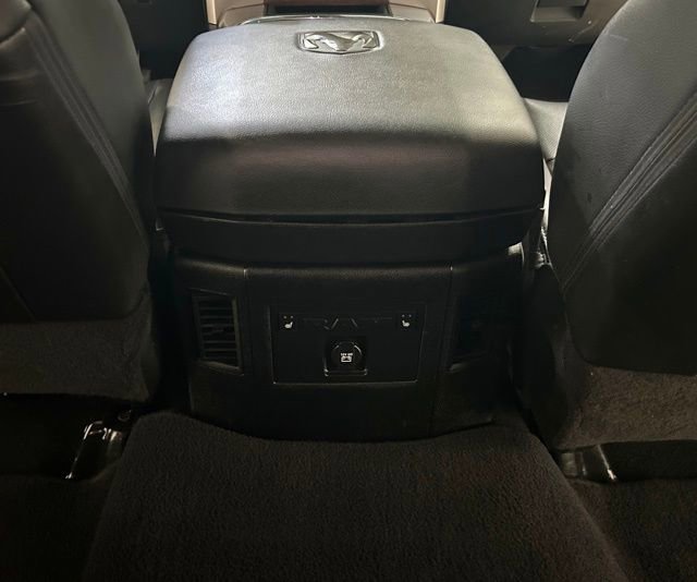 Used 2018 RAM 2500 Laramie w/ Snow Chief Group image 31
