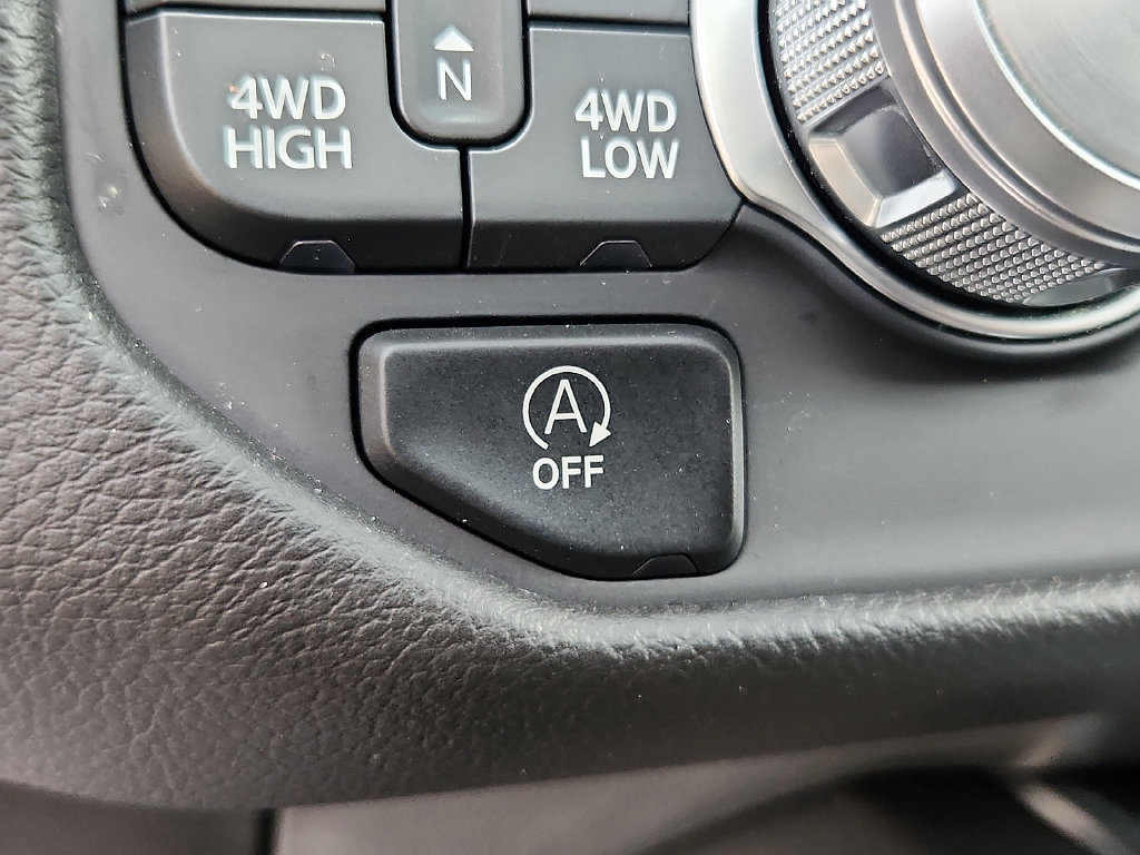 Used 2025 RAM 1500 Laramie w/ Night Edition AWD/4WD image 25