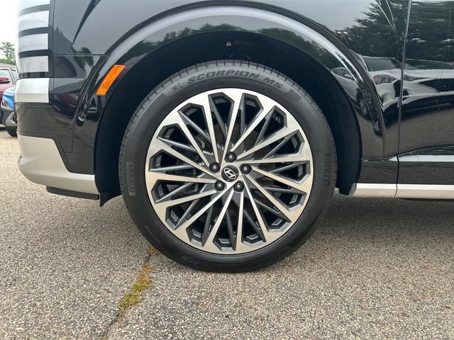 Certified 2026 Hyundai Palisade Calligraphy AWD/4WD image 11