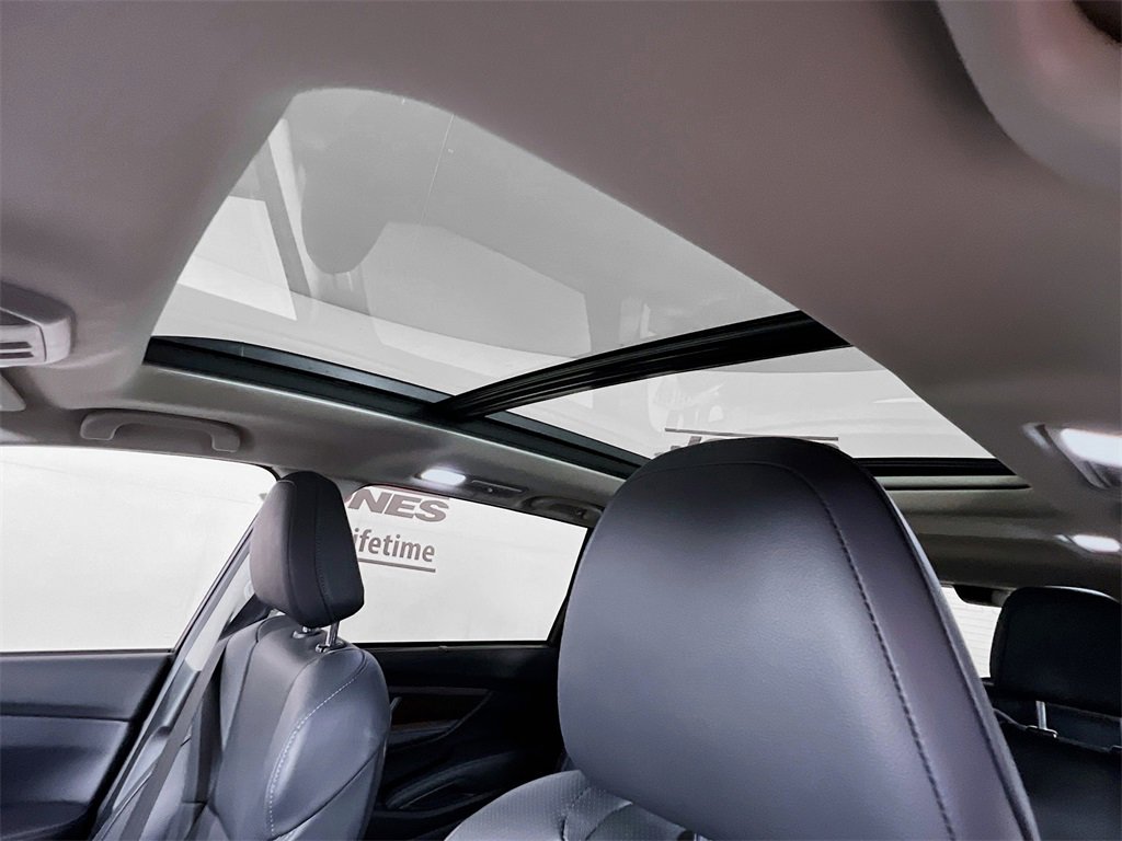 Used 2024 Subaru Ascent Touring image 12