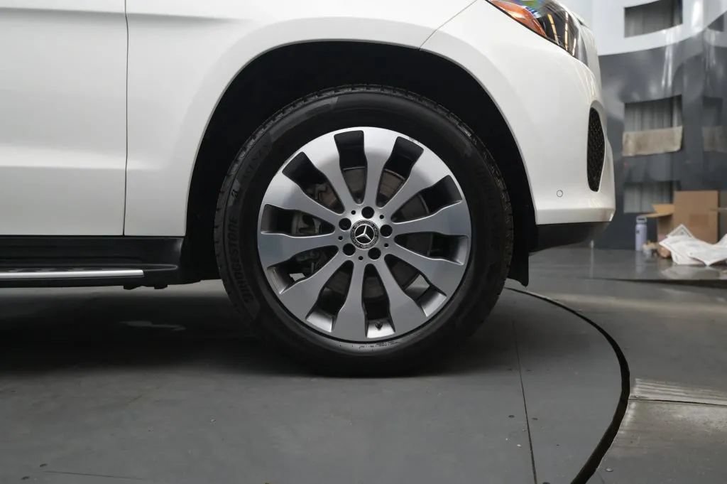 Used 2019 Mercedes-Benz GLS 450 4MATIC w/ Premium 1 Package image 18