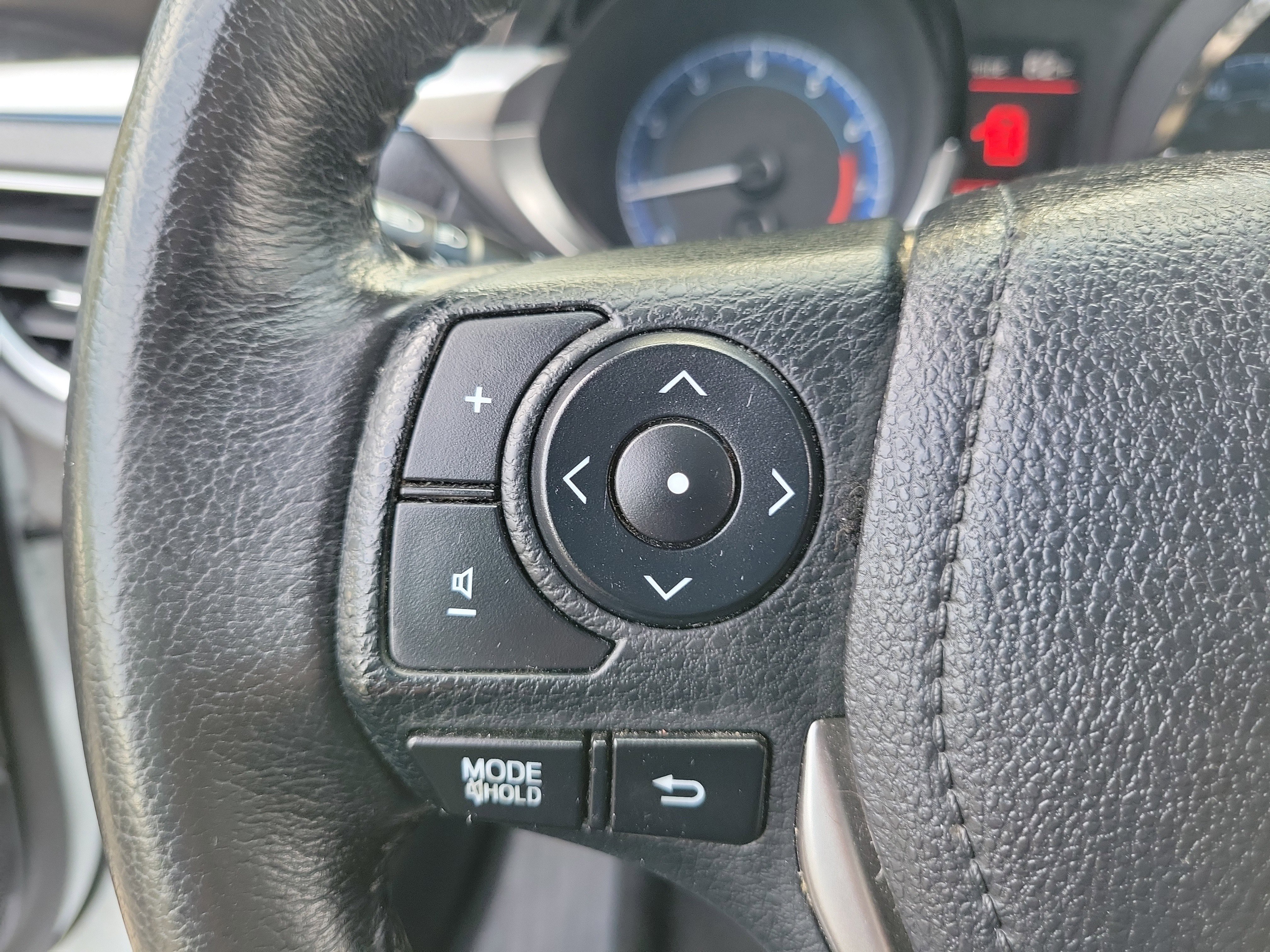 Used 2015 Toyota Corolla S image 9