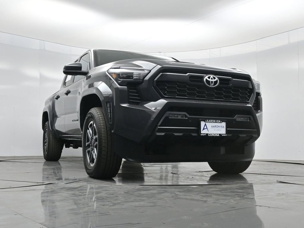 Used 2024 Toyota Tacoma TRD Sport w/ TRD Sport Upgrade Package AWD/4WD image 2
