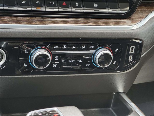 Used 2022 GMC Sierra 1500 Elevation w/ LPO, Elevation Black Package image 12