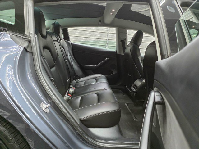 Used 2022 Tesla Model 3 Performance AWD/4WD image 16