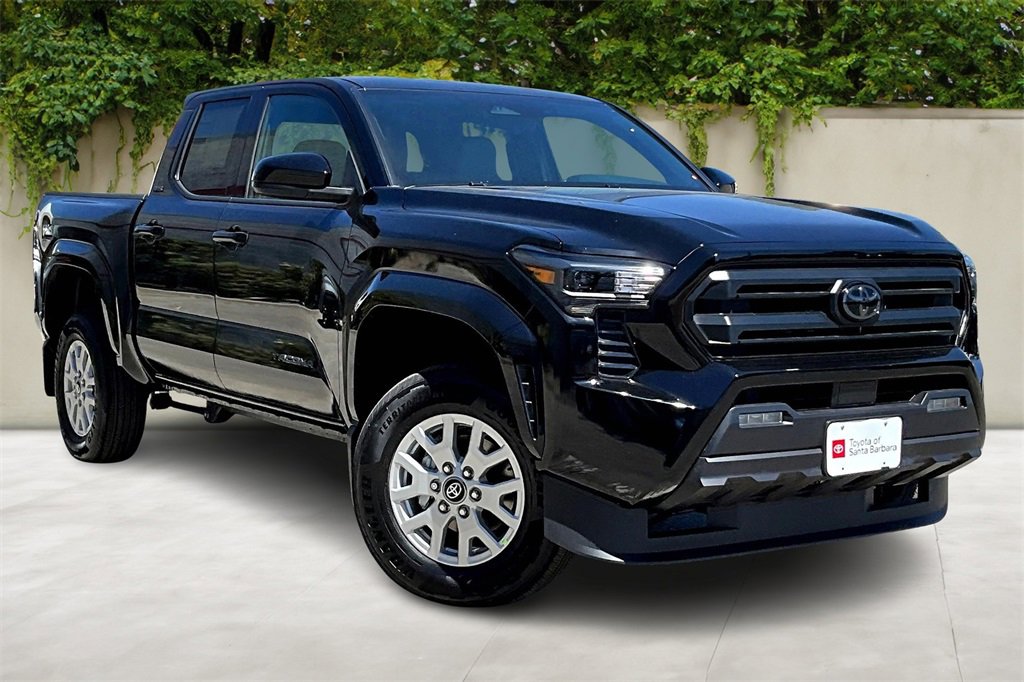 New 2025 Toyota Tacoma SR5