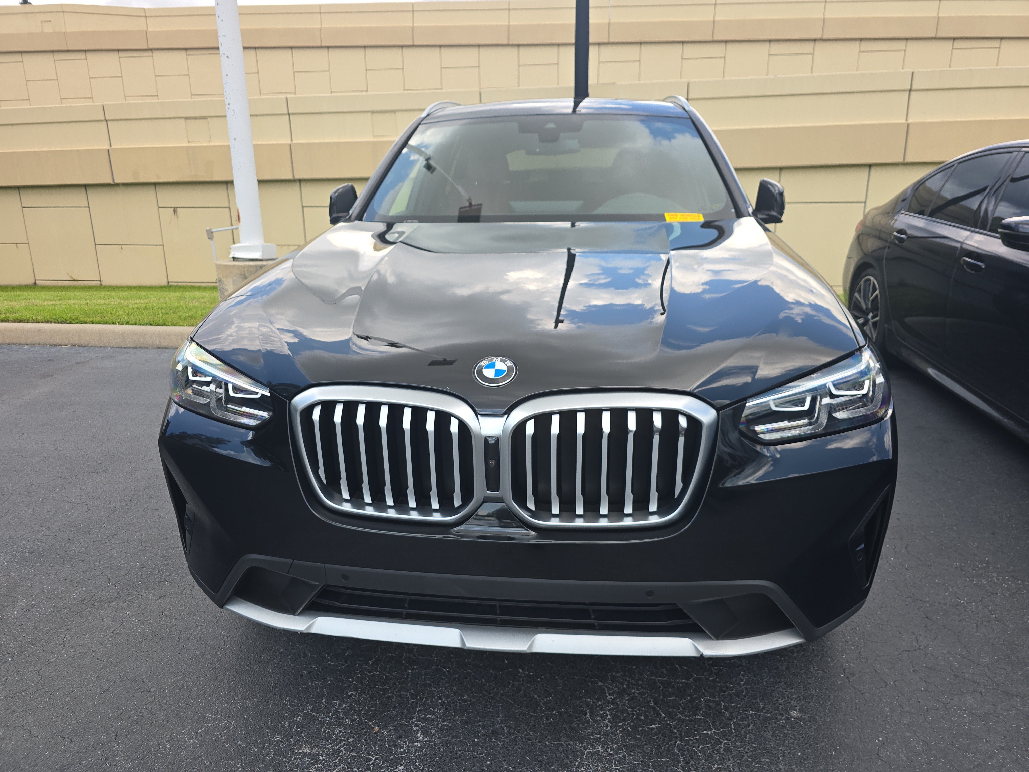 Used 2023 BMW X3 sDrive30i w/ Premium Package RWD image 2