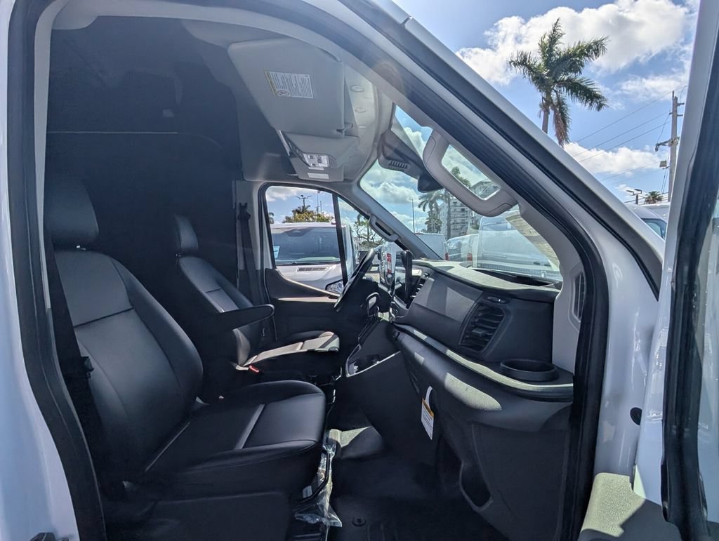 New 2026 Ford Transit 250 148 High Roof w/ Load Area Protection Package RWD image 7