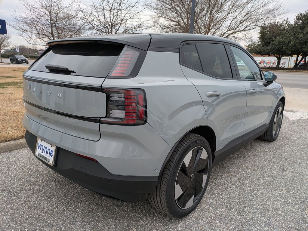 New 2026 Volvo EX30 Ultra w/ Protection Package image 4