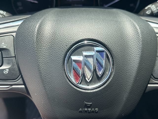 Used 2021 Buick Envision Essence AWD/4WD image 28