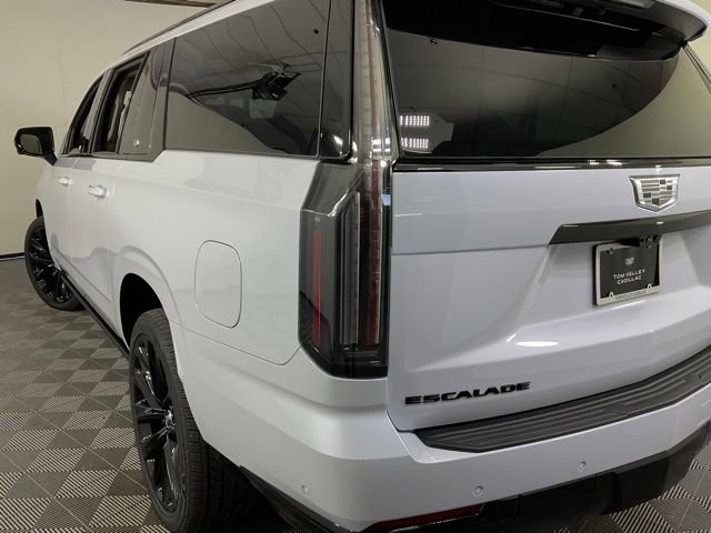 New 2026 Cadillac Escalade ESV Platinum Sport AWD/4WD image 29