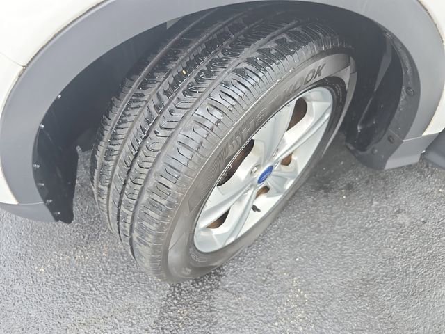 Used 2015 Ford Escape SE image 33