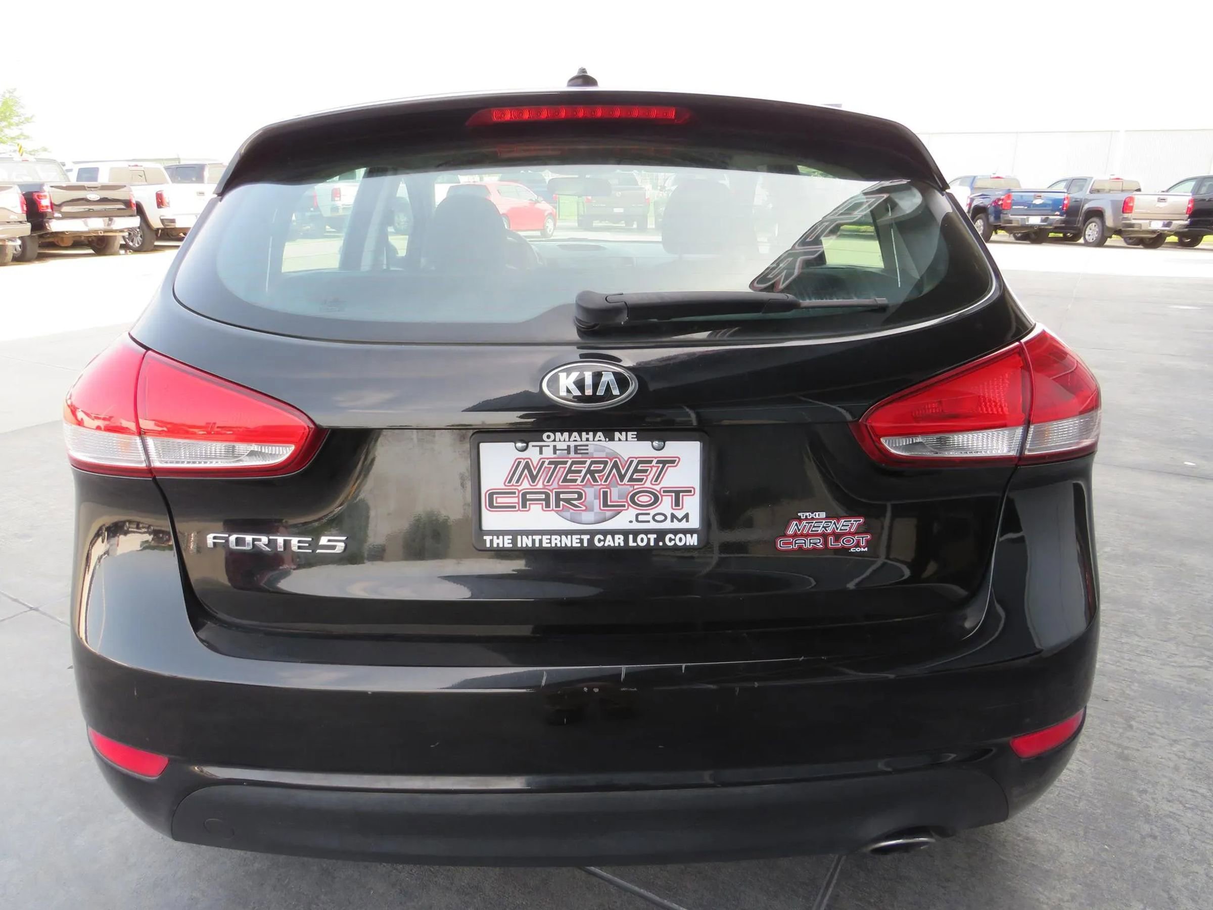 Used 2017 Kia Forte LX image 6