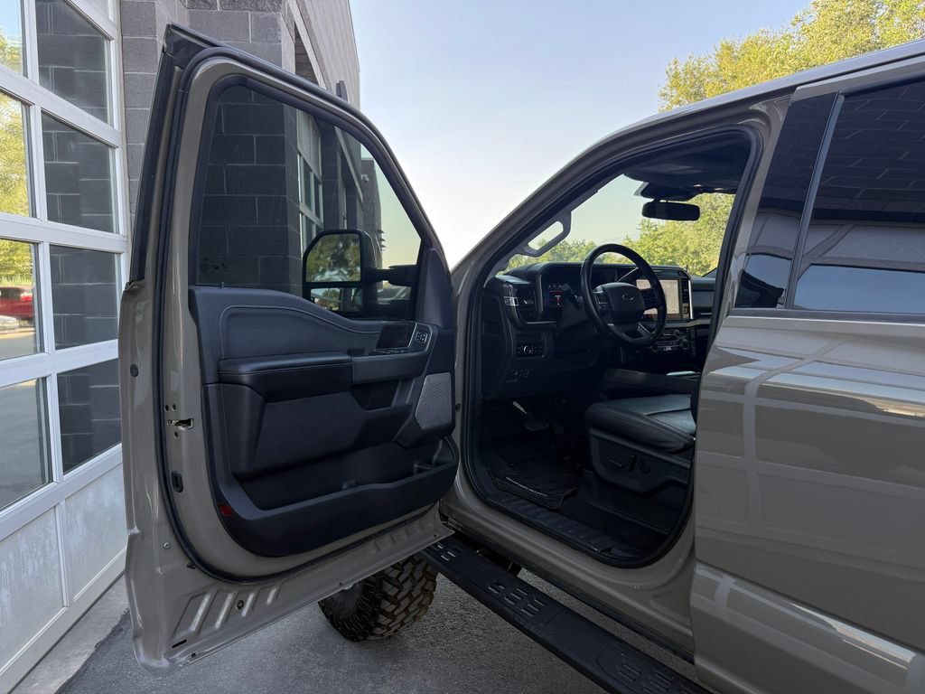 Used 2026 Ford F350 Lariat AWD/4WD image 17