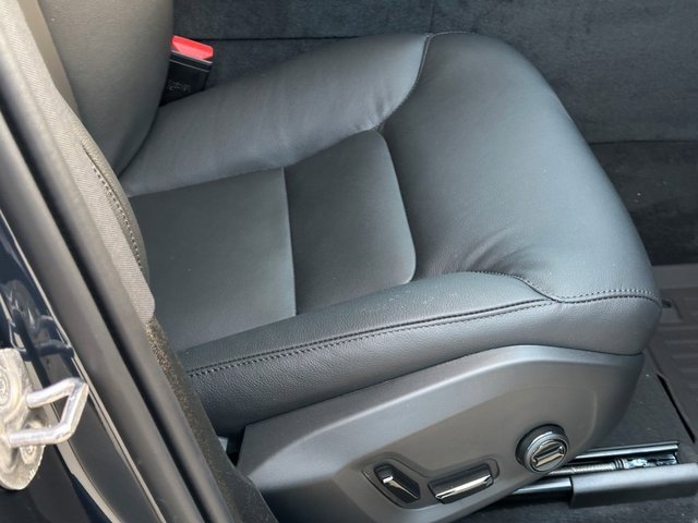 New 2025 Volvo XC60 T8 Core w/ Climate Package image 12