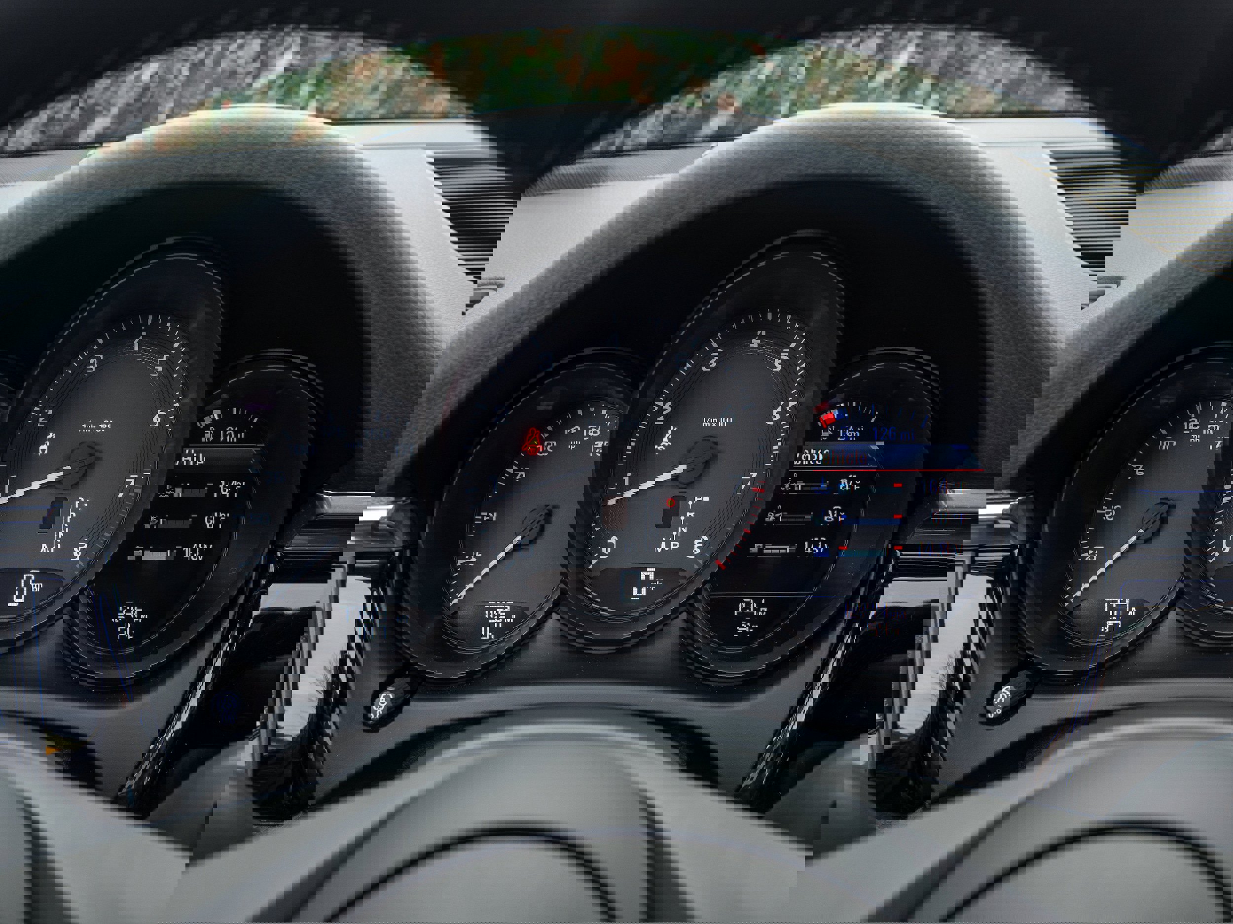 Certified 2025 Porsche Macan image 22