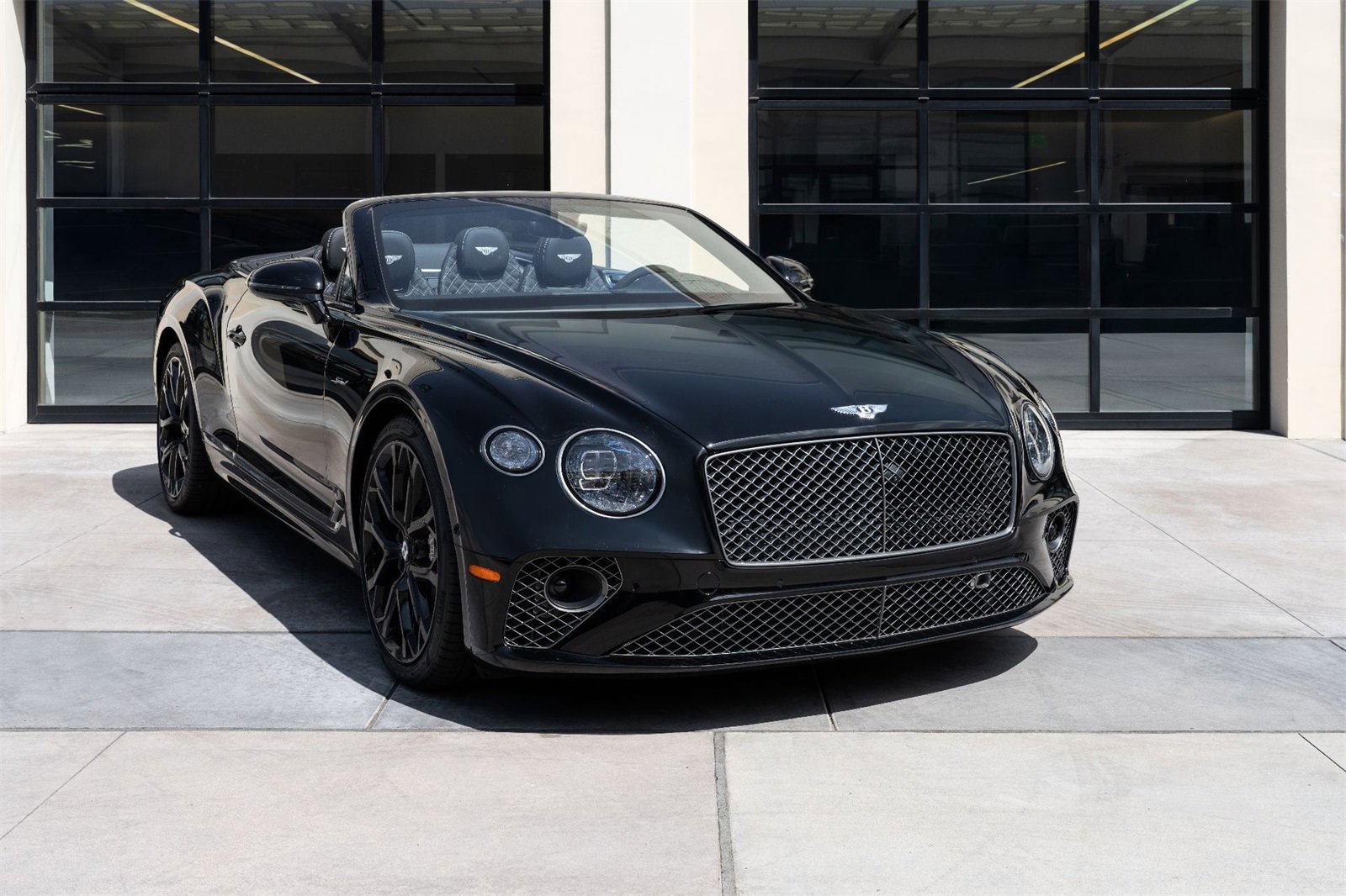 Used 2024 Bentley Continental GT Speed image 35