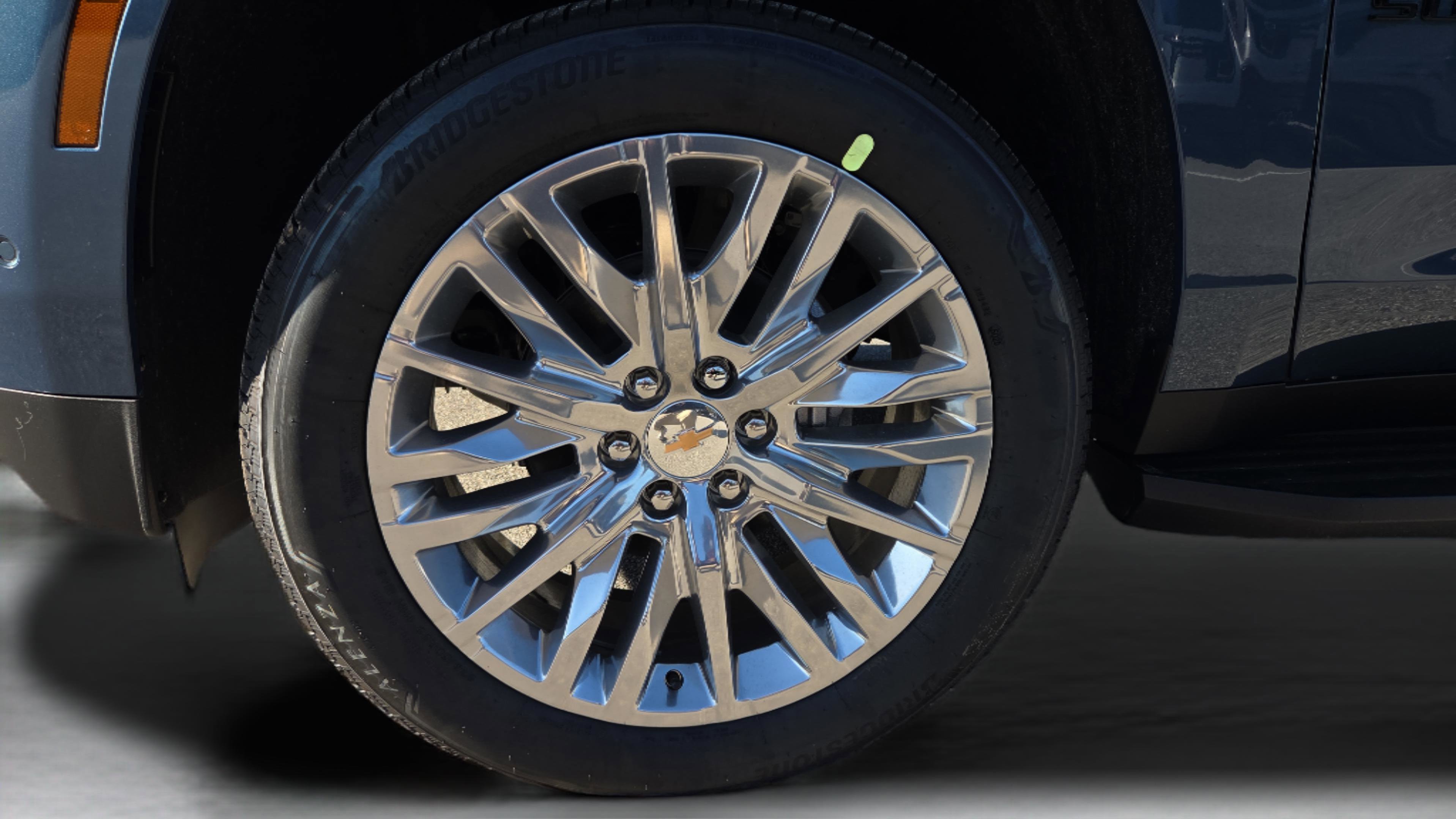 New 2026 Chevrolet Suburban LT w/ Comfort Package image 9