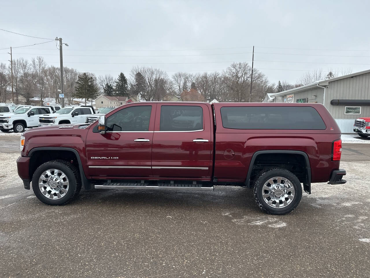 Used 2017 GMC Sierra 2500 Denali w/ Duramax Plus Package AWD/4WD image 2