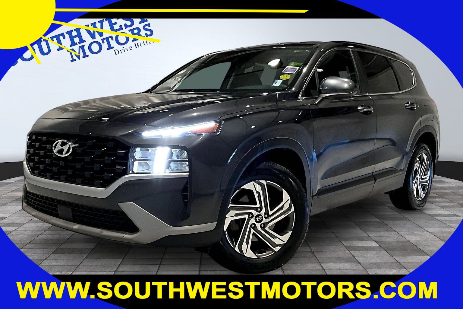 Used 2023 Hyundai Santa Fe SE image 1