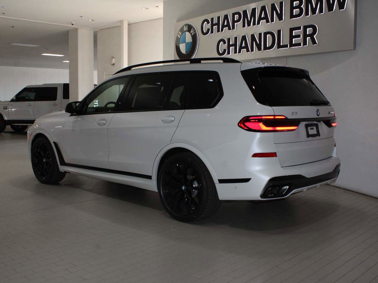 New 2026 BMW X7 M60i image 5