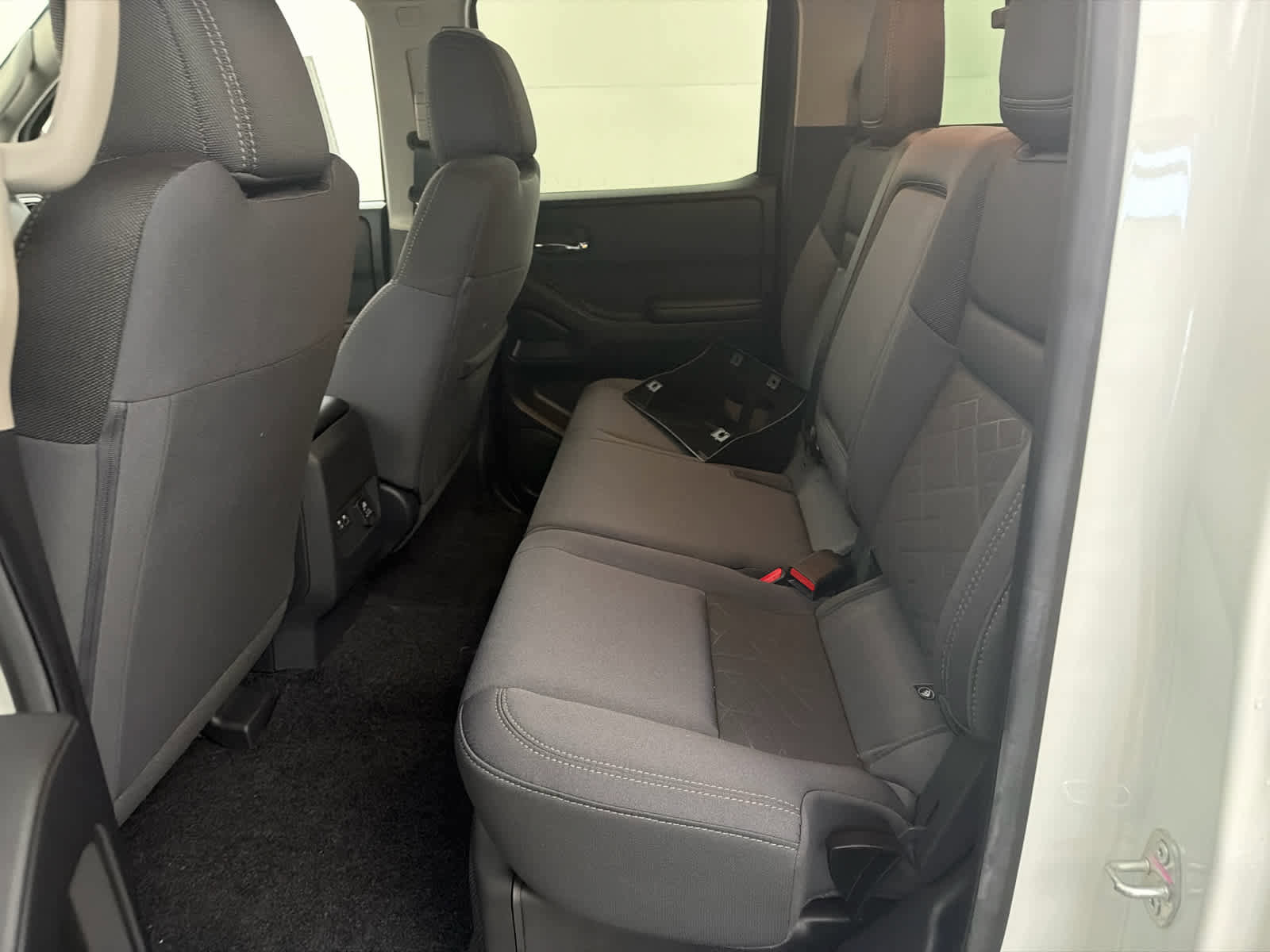 New 2025 Nissan Frontier SV w/ SV Convenience Package image 16