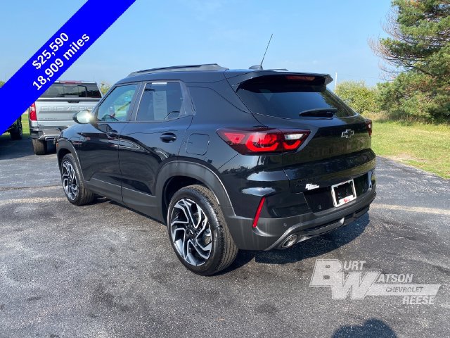 Used 2025 Chevrolet TrailBlazer RS w/ Convenience Package AWD/4WD image 5