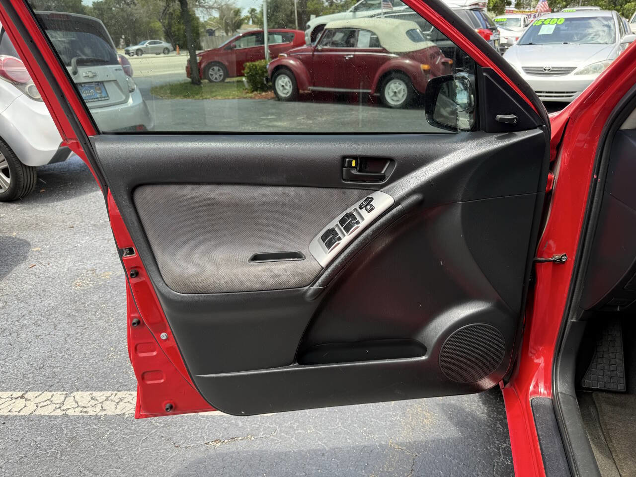 Used 2007 Toyota Matrix FWD image 12