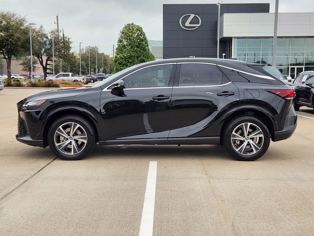 Used 2024 Lexus RX 350 Premium w/ Accessory Package (Z1) image 4