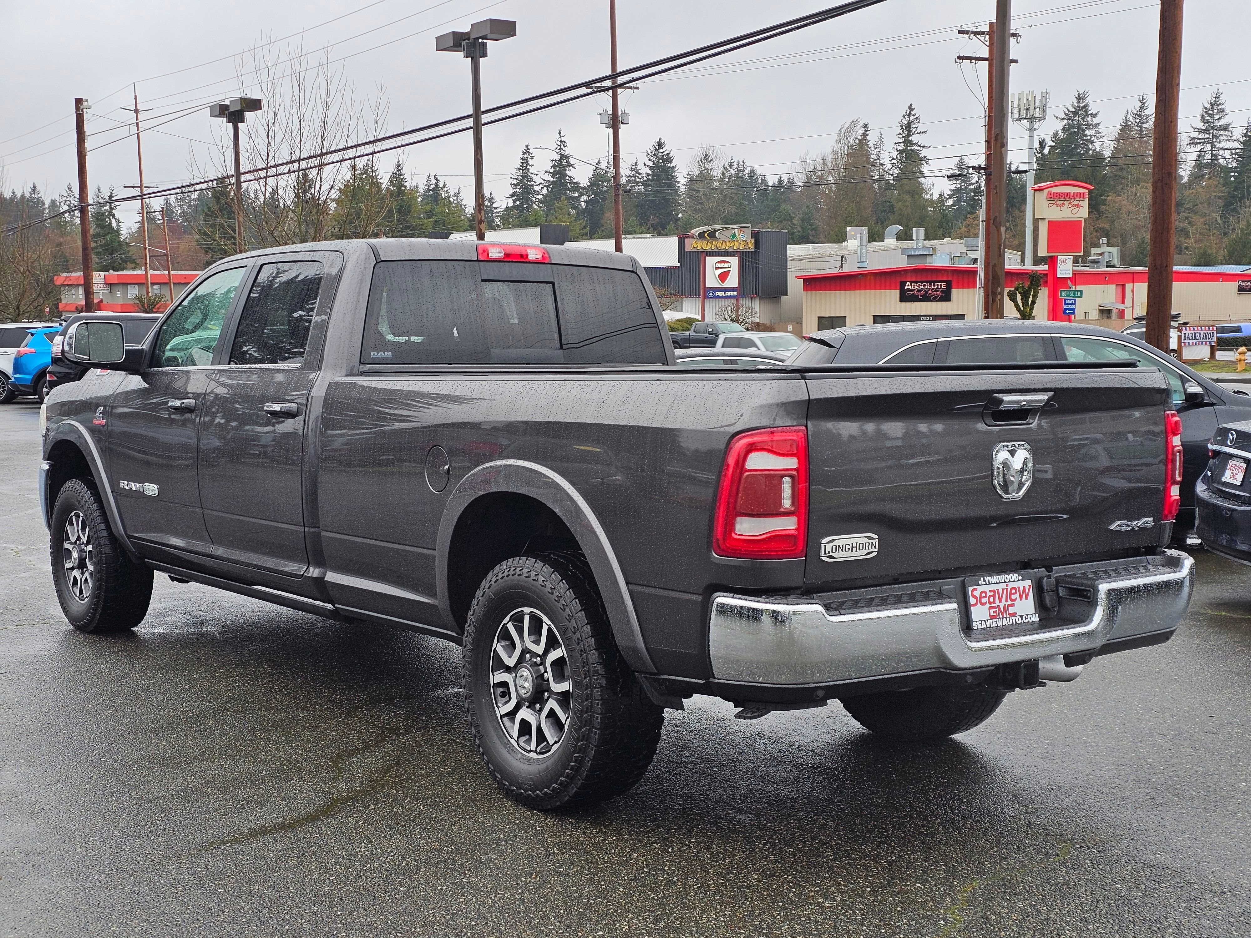 Used 2022 RAM 3500 Limited image 5