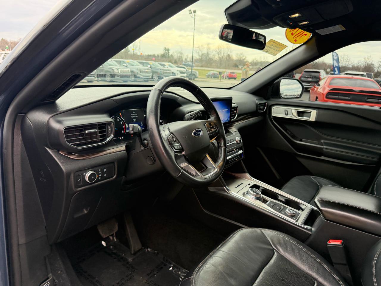 Used 2020 Ford Explorer Limited image 14