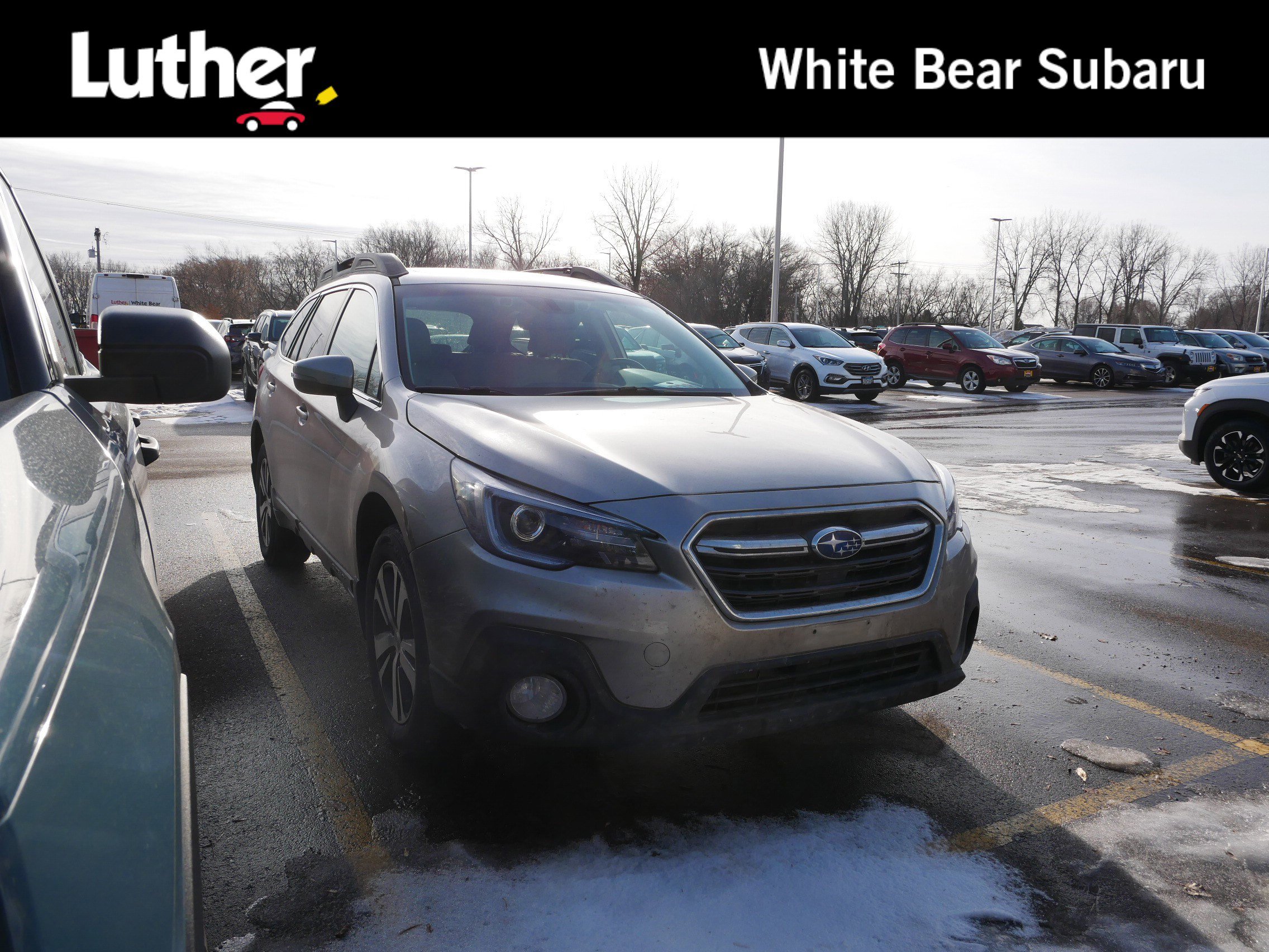 Used 2018 Subaru Outback 3.6R Limited image 1